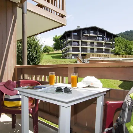 Aparthotel Odalys Le Village 4*