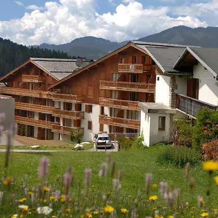 Odalys Le Village 4*
